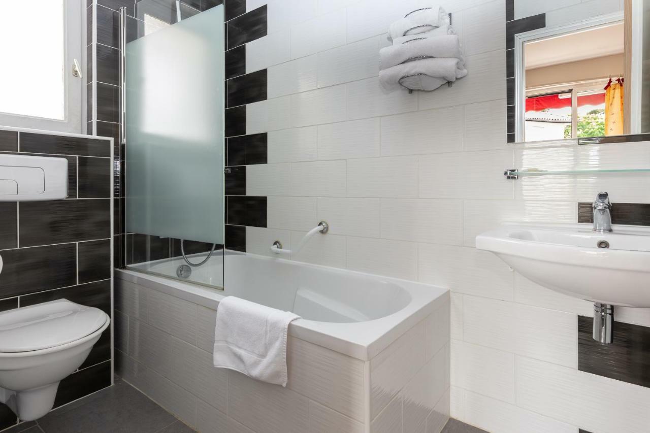 Logis Hotel Le Rond Point Soorts-Hossegor Luaran gambar